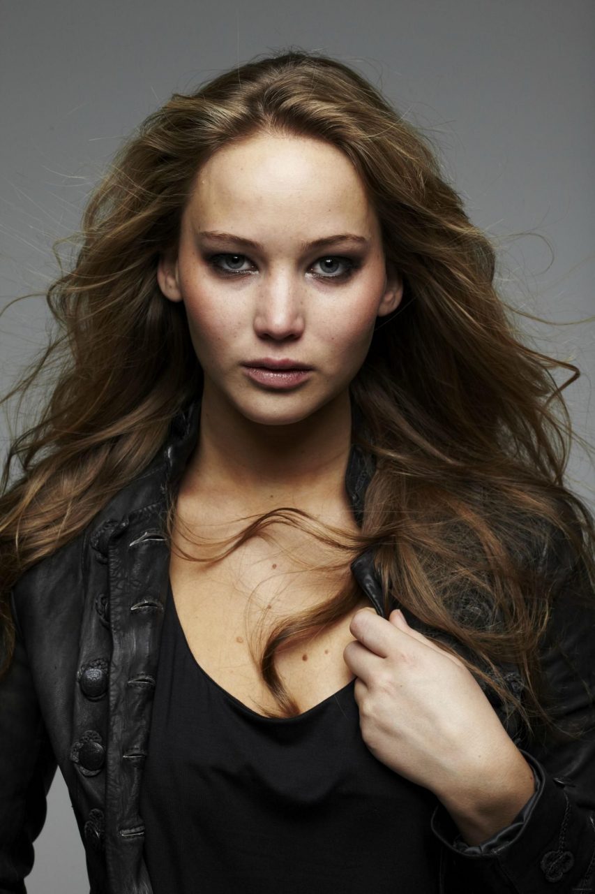 Sexy Actress Jennifer Lawrence Photos