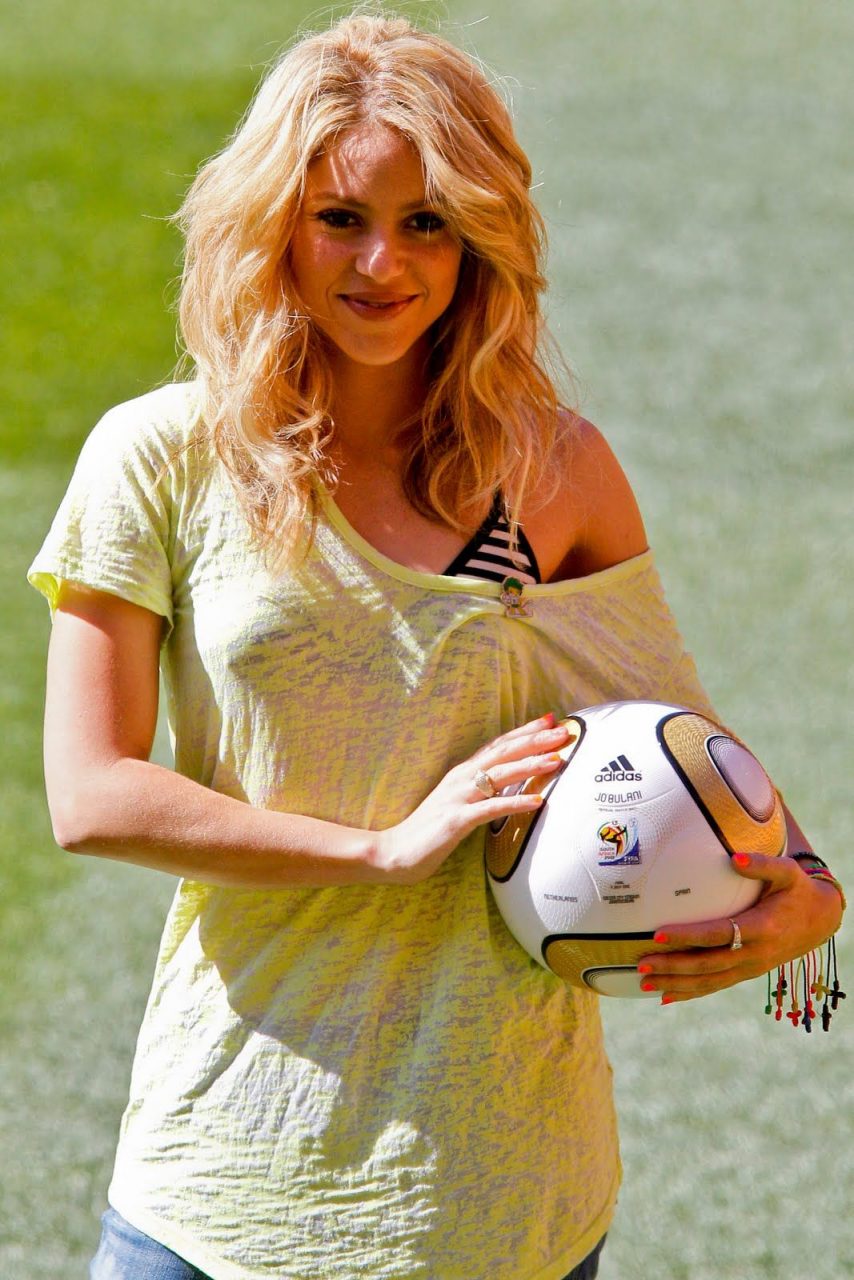 Shakira With Ball Rare Photo Stills