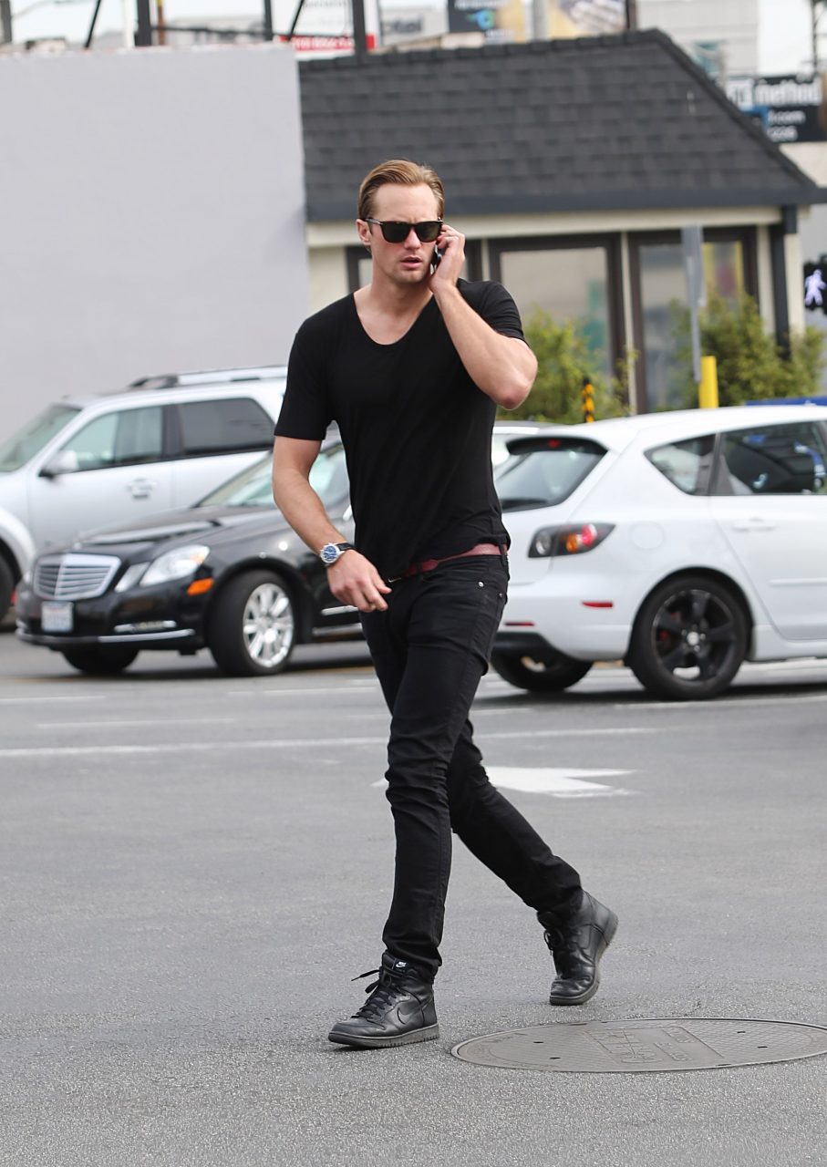 Alexander Skarsgard In Cool Black T Shirt