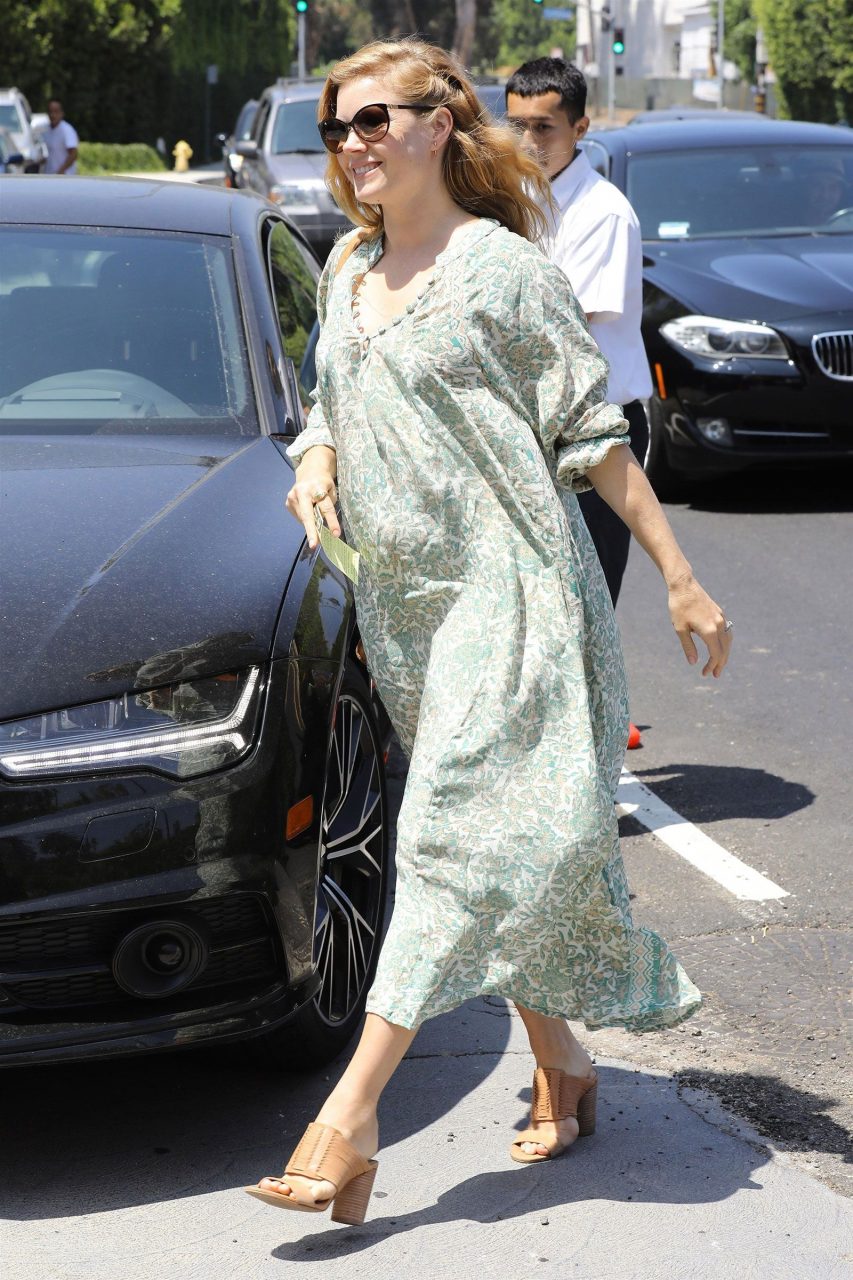 Amy Adams In Maxi Dress And Sandal Heels Street Style