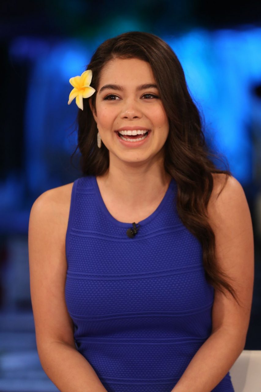 Picture Of Hot And Beautiful Auli'i Cravalho Actress