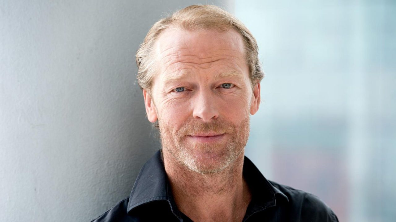 Actor Iain Glen Smile Wallpaper