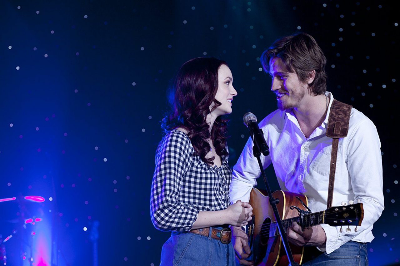 Garrett Hedlund And Leighton Meester Romantic Pics From Country Strong Movie