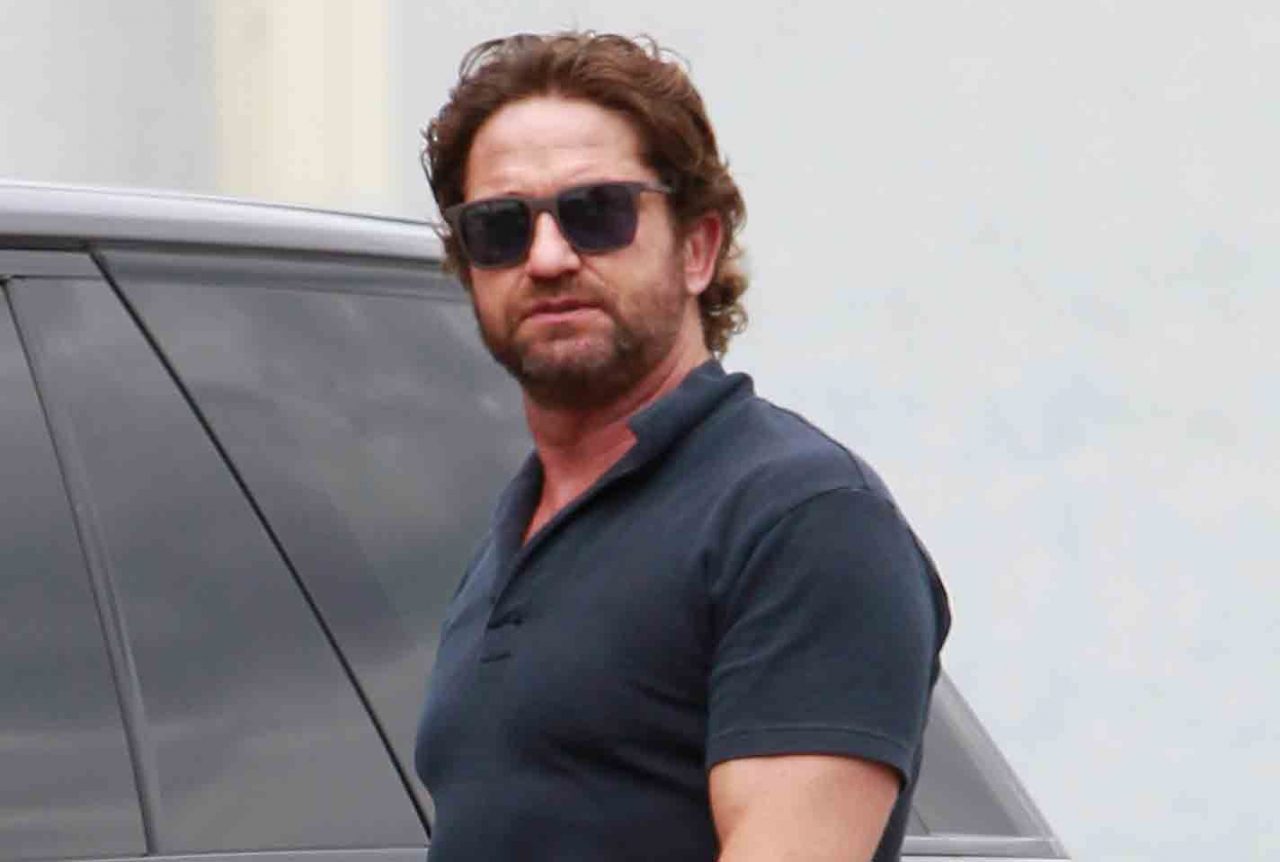 Gerard Butler Looks Stylish Photo Still