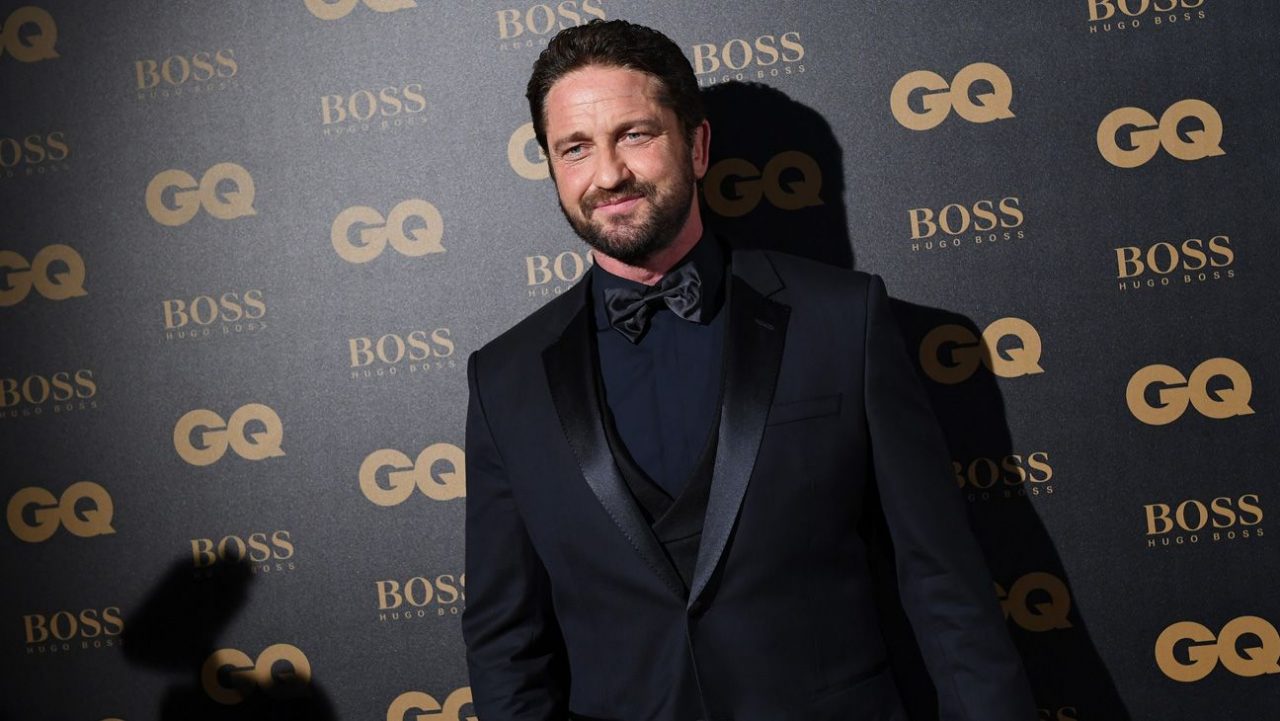 Handsome Gerard Butler In Black Suit Latest Still