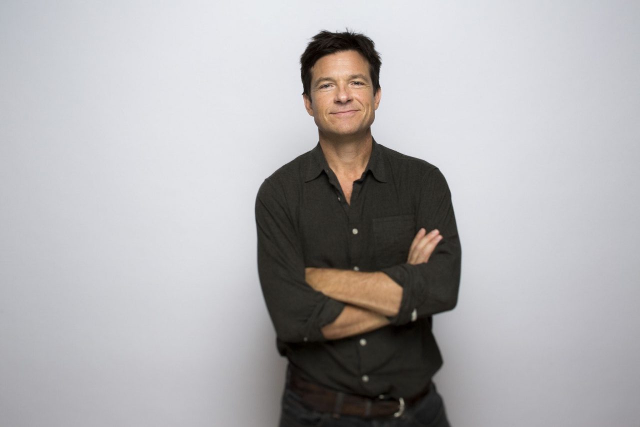 Hollywood Actor Jason Bateman Hd Wallpaper