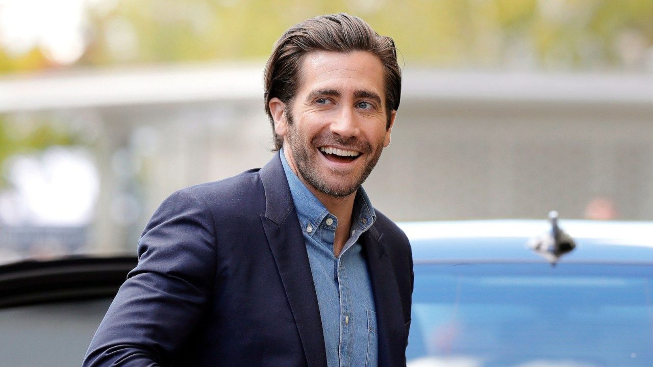 Jake Gyllenhaal Looks Very Hot Photo Stills