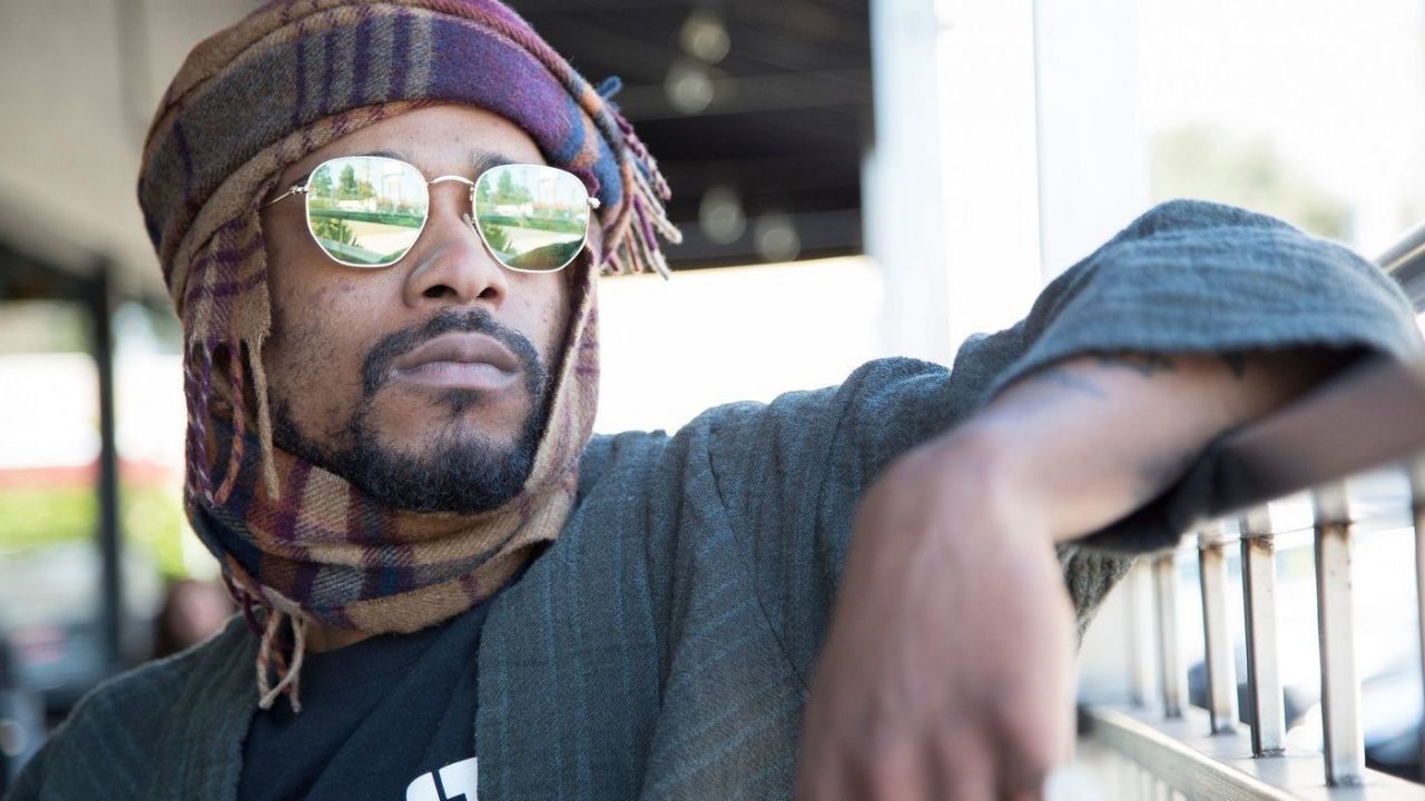 Lakeith Stanfield Looking Cool With Sunglass