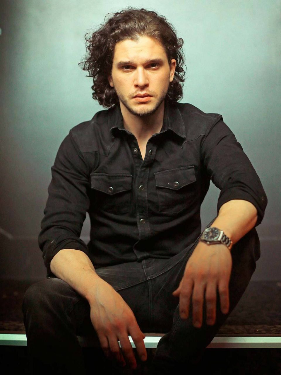 Photoshoot Of Kit Harington In Black Outfit