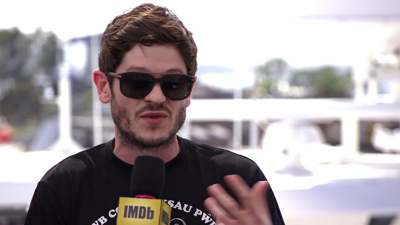 Unseen Photos Of Iwan Rheon Interview