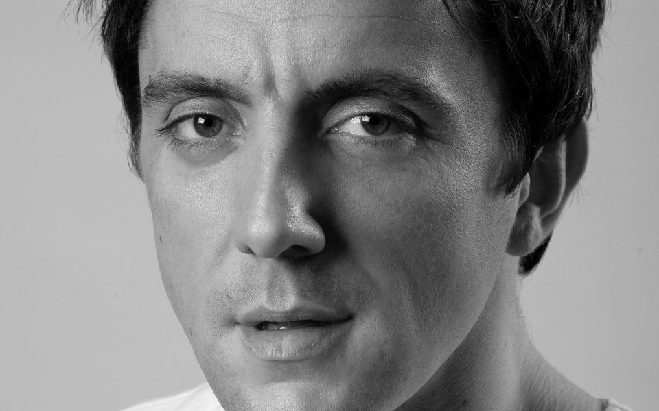 Питер серафинович. Peter Szymon Serafinowicz. Питер Серафинович в молодости. Дианов Валерий Борисович. Питер Серафинович чудотворцы.