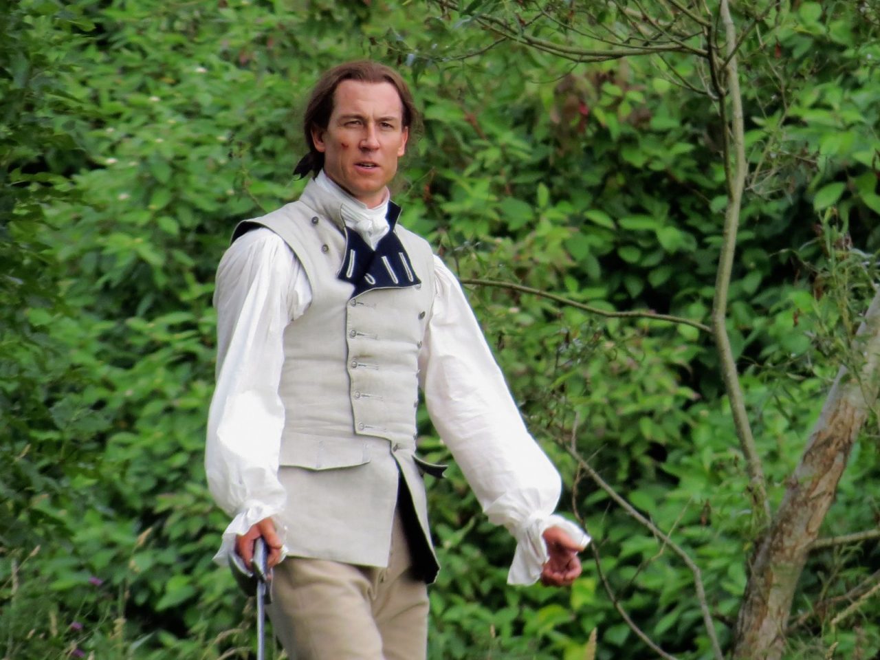 Photo Of Tobias Menzies On The Set Of Outlanders Second Season