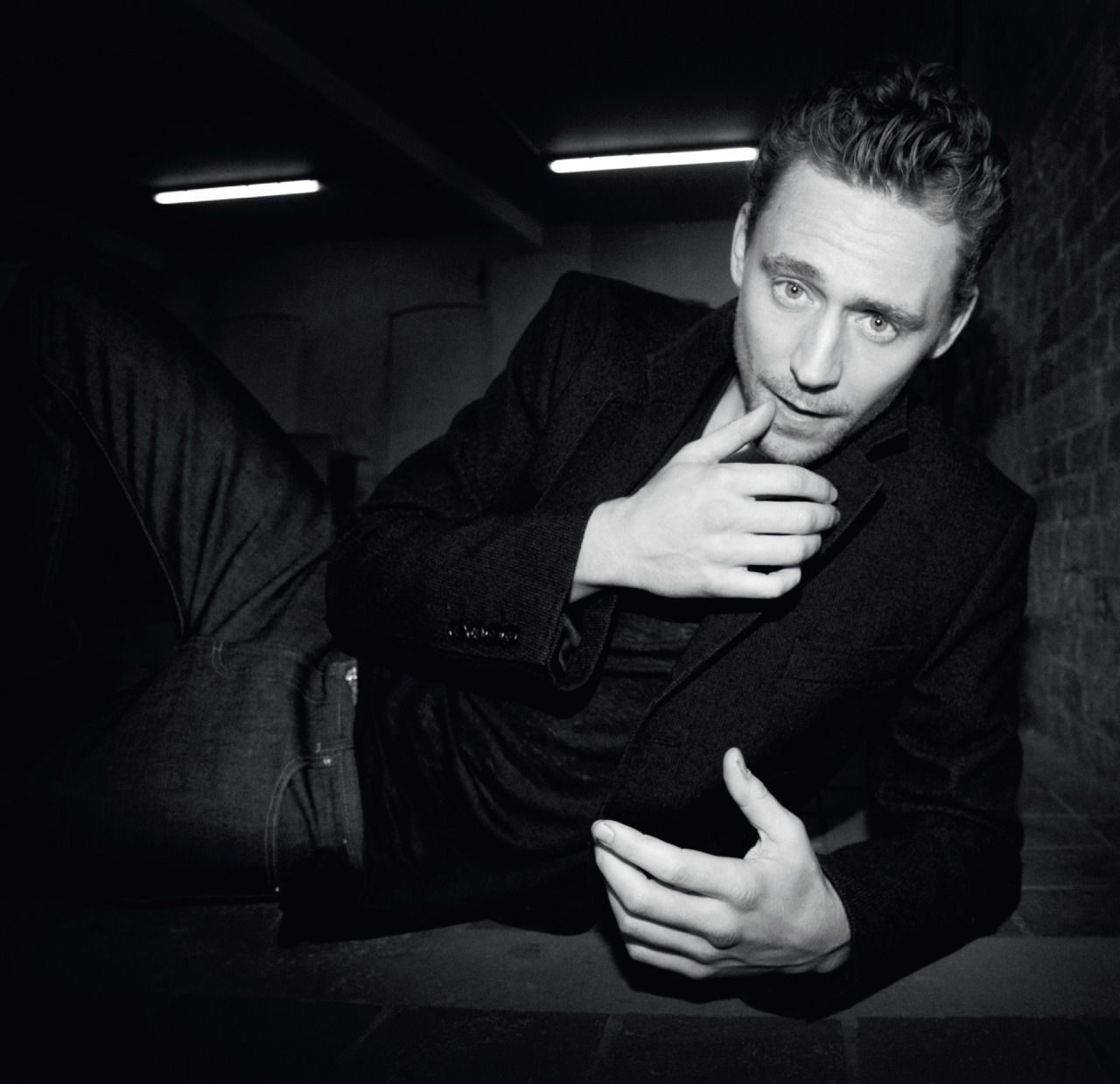 Photoshoot Of Sexy Tom Hiddleston
