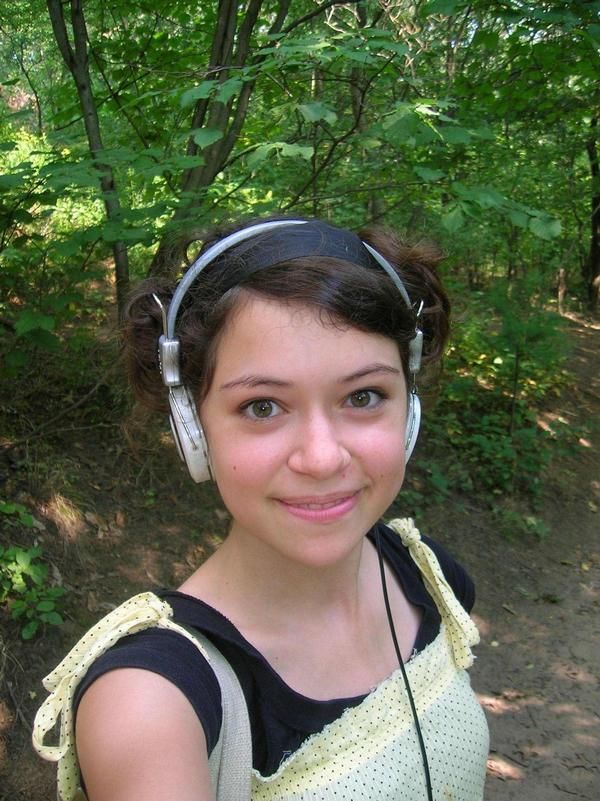 Rare Selfie Pics Of Tatiana Maslany