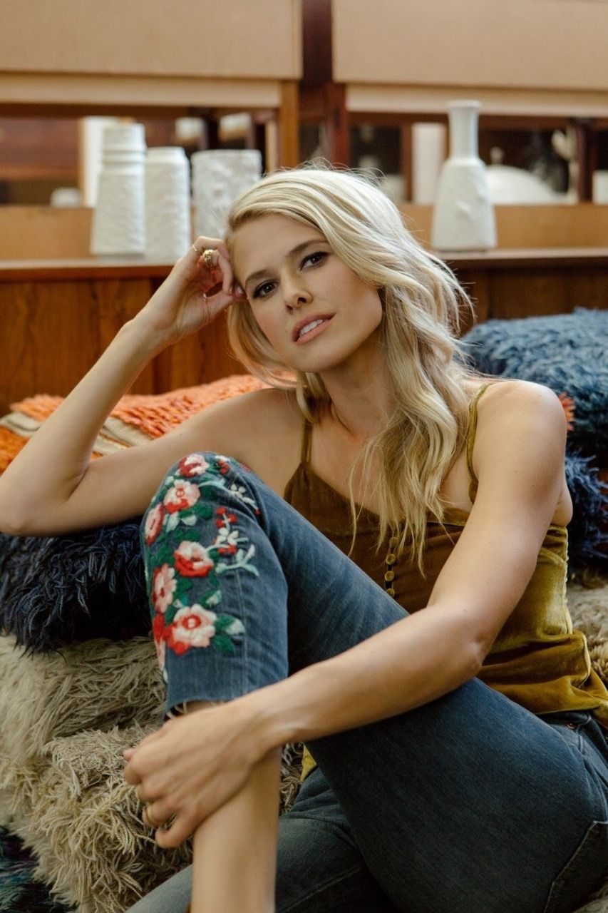 Sarah Wright Image From Latest Movie American Made
