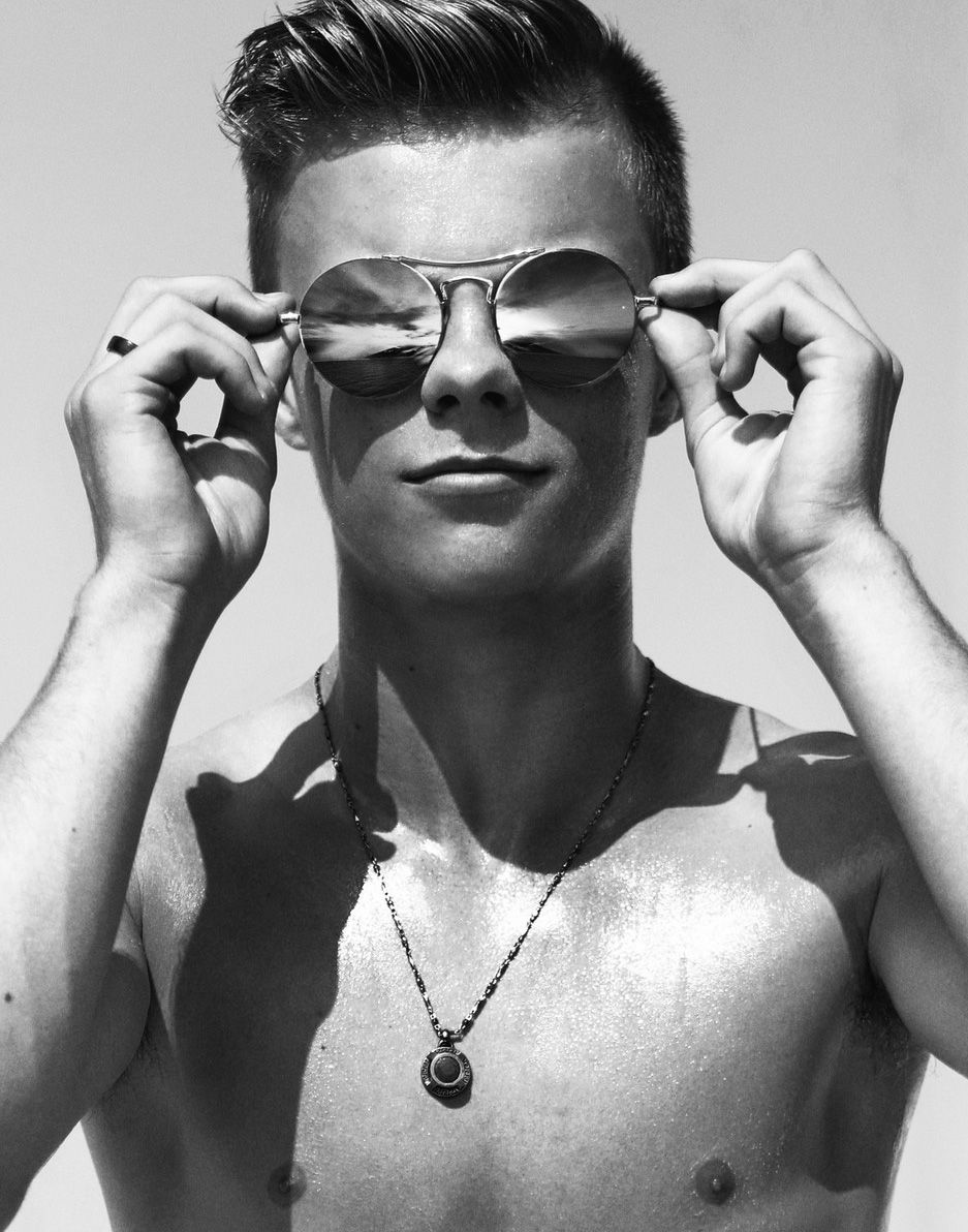 Sexy Picture Of Shirtless Nicholas Hamilton With Glass
