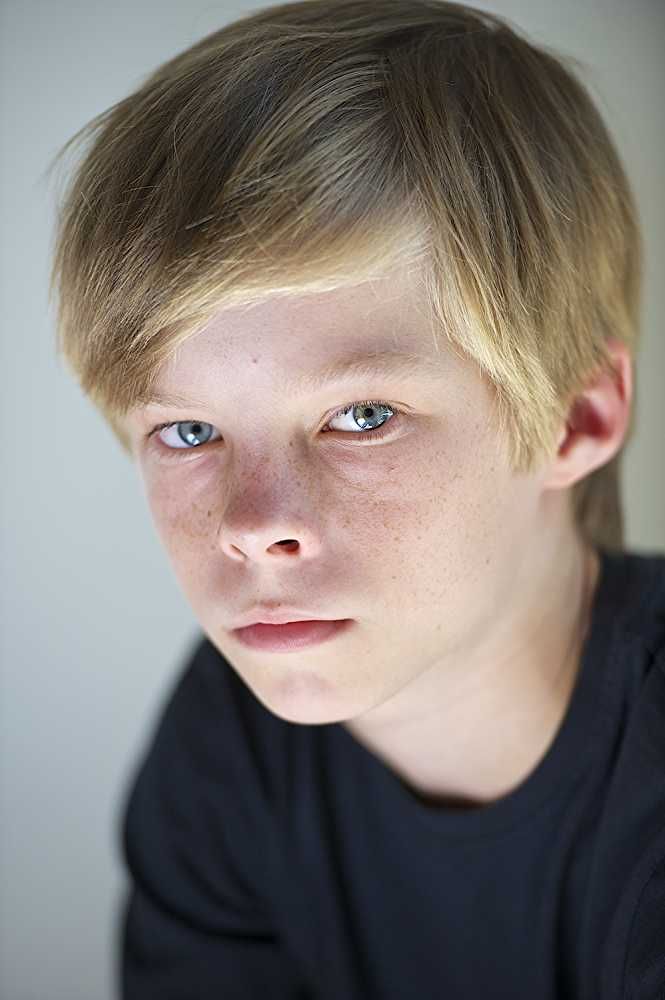 Young Nicholas Hamilton Face Closeup Image
