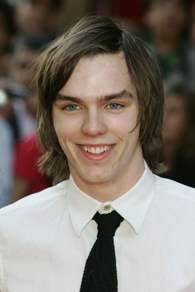 Young Nicholas Hoult Hairstyle