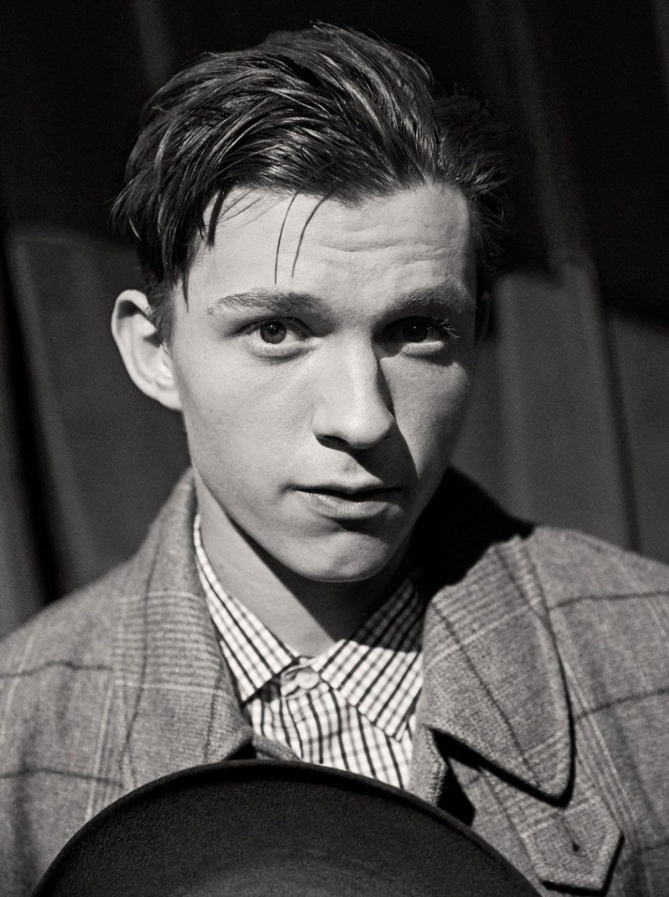Young Tom Holland Hairstyle Image